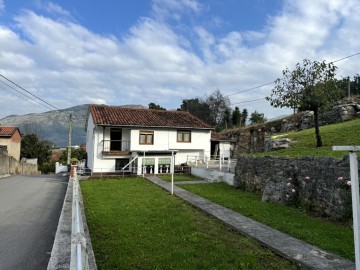 Casa en San Felices de Buelna