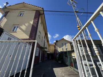 Chalet en Los Corrales de Buelna